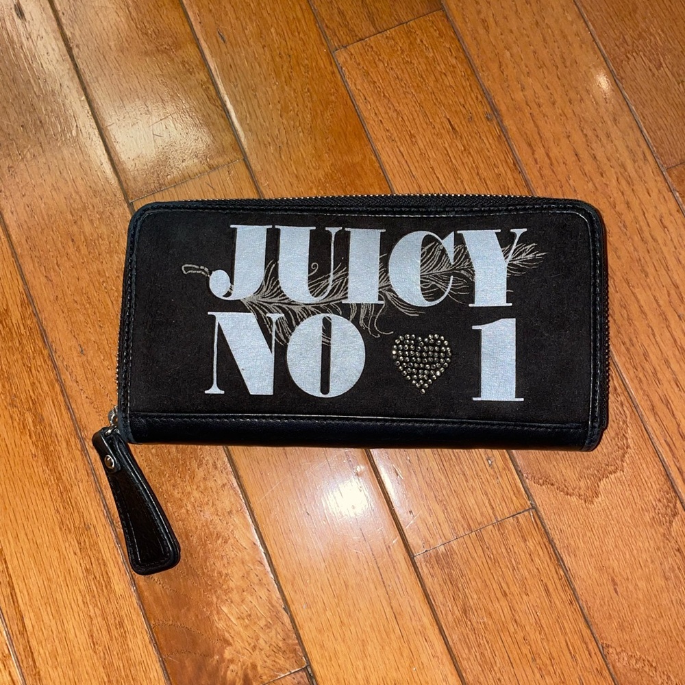 Juicy couture wallet